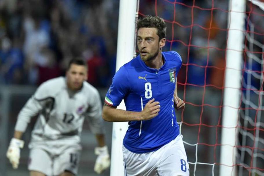L&#39;esultanza di Claudio Marchisio, 28 anni, al terzo gol in maglia azzurra. LaPresse